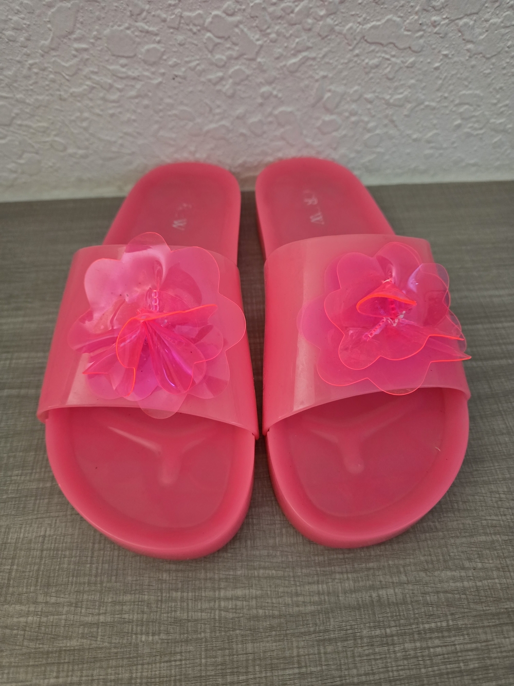 J. Crew Neon Pink Jelly Slide Sandals Floral Detail Women’ Size 8.5 Summer Beach